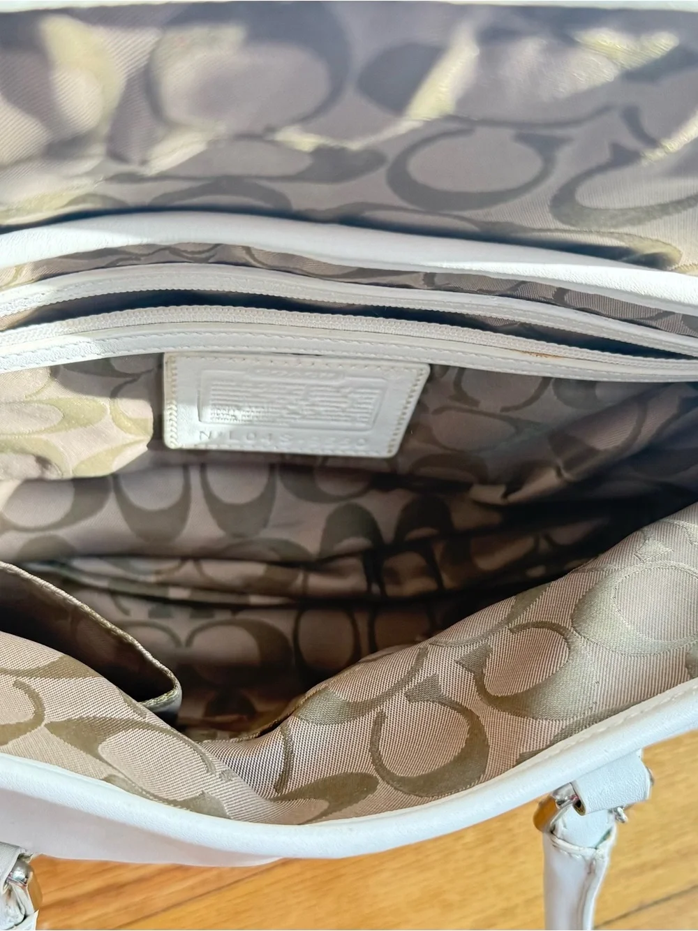 Coach classic shoulder